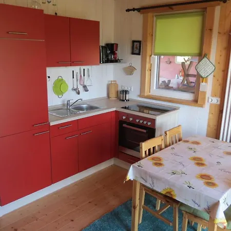 Haus Sueskewiet بيت للعطل Peffingen